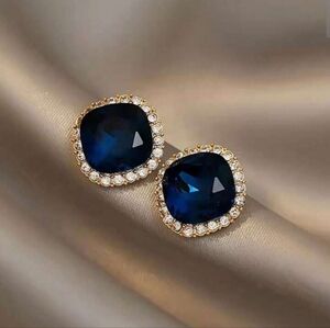 Fashion Jewelry Blue and Gold Earrings with Sapphire Accents